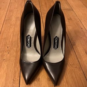TOM FORD Chocolate Brown Leather Pointed Toe Stiletto Heels Pumps 35